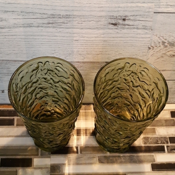 Mid-century modern green drinking glasses - Picture 2 of 3